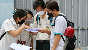 Kết quả thi tốt nghiệp THPT 2021 đợt 1: Chi tiết phổ điểm trên cả nước Kết quả thi tốt nghiệp THPT 2021 đợt 1: Chi tiết phổ điểm trên cả nước
