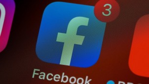 Lý do nào khiến Apple 'nhấp nhổm' đòi khoá Facebook trên cửa hàng ứng dụng? Lý do nào khiến Apple 'nhấp nhổm' đòi khoá Facebook trên cửa hàng ứng dụng?