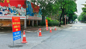 Nóng: Hà Nội tiếp tục giãn cách đến 6h ngày 6/9 trên phạm vi toàn thành phố Nóng: Hà Nội tiếp tục giãn cách đến 6h ngày 6/9 trên phạm vi toàn thành phố