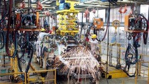 Ô tô Việt còn có cơ hội đại hạ giá ở thời điểm hiện nay Ô tô Việt còn có cơ hội đại hạ giá ở thời điểm hiện nay