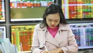 Phân tích kỹ thuật chứng khoán phiên chiều 10/11: 'Ngự trị' trên đỉnh cao lịch sử Phân tích kỹ thuật chứng khoán phiên chiều 10/11: 'Ngự trị' trên đỉnh cao lịch sử