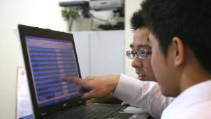 Phân tích kỹ thuật chứng khoán phiên chiều 12/11: VN-Index duy trì 'đỉnh' lịch sử mới thiết lập Phân tích kỹ thuật chứng khoán phiên chiều 12/11: VN-Index duy trì 'đỉnh' lịch sử mới thiết lập