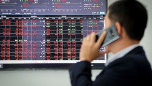 Phân tích kỹ thuật chứng khoán phiên chiều 25/8: VN-Index tiếp tục lùi sâu Phân tích kỹ thuật chứng khoán phiên chiều 25/8: VN-Index tiếp tục lùi sâu