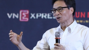 Phó Thủ tướng Vũ Đức Đam: AI không còn là chuyện của riêng ngành khoa học Phó Thủ tướng Vũ Đức Đam: AI không còn là chuyện của riêng ngành khoa học