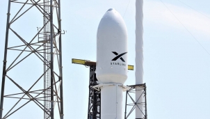 SpaceX tiếp tục phóng 60 vệ tinh - Tiến gần hơn đến mục tiêu phủ sóng internet toàn cầu SpaceX tiếp tục phóng 60 vệ tinh - Tiến gần hơn đến mục tiêu phủ sóng internet toàn cầu
