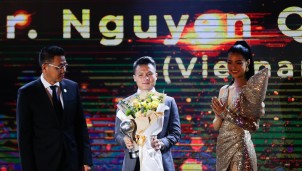 Tiền vệ Quang Hải là Cầu thủ nam của năm tại AFF Awards 2019