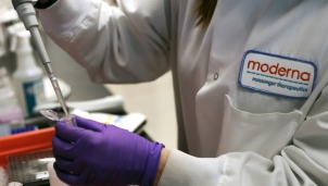 Tin tặc liên tiếp tấn công hãng dược phát triển vắc-xin Covid-19 hàng đầu của Mỹ