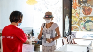 WHO đứng trước yêu cầu công nhận dịch COVID-19 lây lan qua không khí WHO đứng trước yêu cầu công nhận dịch COVID-19 lây lan qua không khí