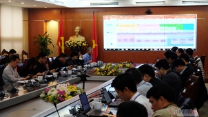 Xây dựng Chính phủ điện tử phải song song với cải cách hành chính Xây dựng Chính phủ điện tử phải song song với cải cách hành chính