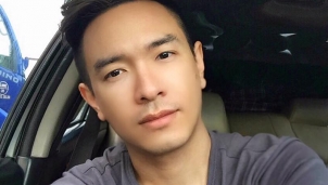 Ca sĩ Việt Quang qua đời vì viêm phổi với niềm tiếc thương của giới nghệ sĩ Ca sĩ Việt Quang qua đời vì viêm phổi với niềm tiếc thương của giới nghệ sĩ