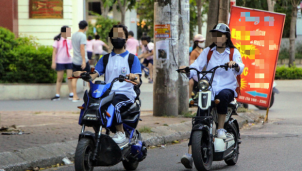 Cấp giấy phép lái xe hạng A0: Học sinh hết 'vô tư' chạy xe máy, xe đạp điện Cấp giấy phép lái xe hạng A0: Học sinh hết 'vô tư' chạy xe máy, xe đạp điện