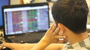 Chứng khoán phiên sáng ngày 29/7: VN-Index mất gần 28 điểm Chứng khoán phiên sáng ngày 29/7: VN-Index mất gần 28 điểm