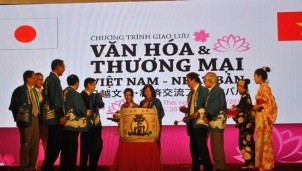 Có bao nhiêu nhà đầu tư Nhật Bản đang làm ăn tại Việt Nam? Có bao nhiêu nhà đầu tư Nhật Bản đang làm ăn tại Việt Nam?