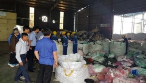 Dấu hiệu buôn lậu phế liệu điện tử của "Đắc vua rác" và Thuận thành EJS Dấu hiệu buôn lậu phế liệu điện tử của "Đắc vua rác" và Thuận thành EJS