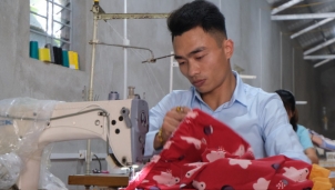 Đem ánh sáng, niềm tin cho người cùng cảnh ngộ Đem ánh sáng, niềm tin cho người cùng cảnh ngộ