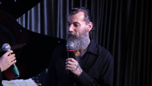 Đêm nhạc "Giai điệu sẻ chia" gây quỹ cho chó mèo cơ nhỡ đã thu hút nhiều sự quan tâm Đêm nhạc "Giai điệu sẻ chia" gây quỹ cho chó mèo cơ nhỡ đã thu hút nhiều sự quan tâm