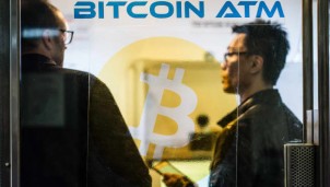 Người giữ bitcoin tìm mọi cách bảo vệ tài sản sau khi Trung Quốc cấm tiền ảo Người giữ bitcoin tìm mọi cách bảo vệ tài sản sau khi Trung Quốc cấm tiền ảo