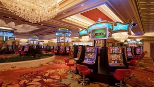 Thí điểm cho người Việt vào chơi casino lên 5 năm Thí điểm cho người Việt vào chơi casino lên 5 năm