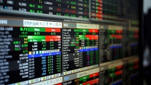 Thị trường chứng khoán phiên sáng 24/2: VN-Index giằng co nhẹ trong suốt thời gian còn lại của phiên sáng Thị trường chứng khoán phiên sáng 24/2: VN-Index giằng co nhẹ trong suốt thời gian còn lại của phiên sáng
