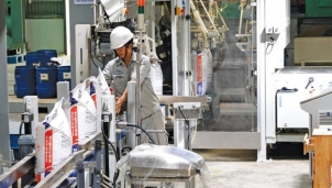 Thị trường thức ăn chăn nuôi Việt Nam: Nhà đầu tư ngoại tăng tốc xây nhà máy mới Thị trường thức ăn chăn nuôi Việt Nam: Nhà đầu tư ngoại tăng tốc xây nhà máy mới
