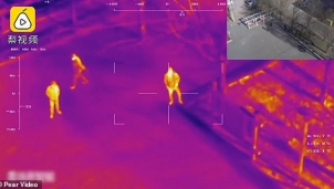 Trung Quốc đưa robot, máy bay không người lái 'tầm soát' người nhiễm COVID-19 Trung Quốc đưa robot, máy bay không người lái 'tầm soát' người nhiễm COVID-19
