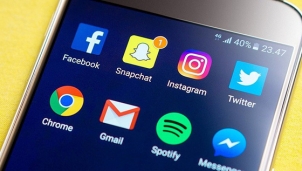 Twitter, Facebook khóa tài khoản của ông Trump khiến Đức và Pháp cùng lên tiếng phản đối Twitter, Facebook khóa tài khoản của ông Trump khiến Đức và Pháp cùng lên tiếng phản đối