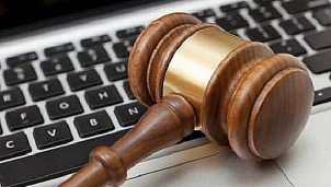 Vi phạm công bố thông tin, Cảng Quy Nhơn bị UBCK xử phạt