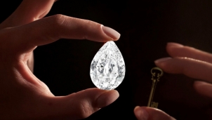 Viên kim cương 101 carat đầu tiên được mua bằng tiền điện tử Viên kim cương 101 carat đầu tiên được mua bằng tiền điện tử