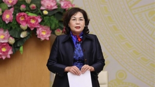 Với mục tiêu kiên định, ngành ngân hàng đã góp phần kiểm soát lạm phát bình quân dưới mức 4% Với mục tiêu kiên định, ngành ngân hàng đã góp phần kiểm soát lạm phát bình quân dưới mức 4%
