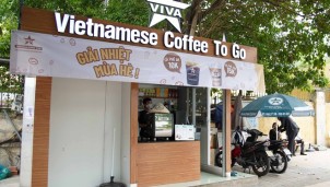 Khi các chuỗi F&B đua nhau tràn ra phố để mong rằng "kiến tha lâu cũng đầy tổ" Khi các chuỗi F&B đua nhau tràn ra phố để mong rằng "kiến tha lâu cũng đầy tổ"