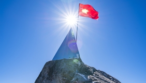 Fansipan - Nơi giao hoà giữa đất và trời Fansipan - Nơi giao hoà giữa đất và trời