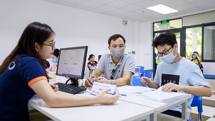 Hơn 900 nghìn thí sinh đăng ký trực tuyến dự thi tốt nghiệp THPT năm 2022 Hơn 900 nghìn thí sinh đăng ký trực tuyến dự thi tốt nghiệp THPT năm 2022