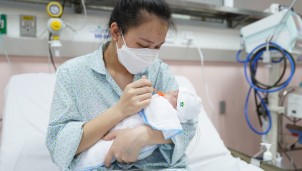 Ngân hàng sữa mẹ đầu tiên tại Hà Nội chính thức hoạt động sau 4 tháng chạy thử