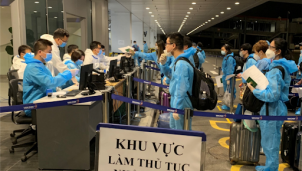 Thu giá test nhanh COVID-19 tại các cảng hàng không quốc tế Thu giá test nhanh COVID-19 tại các cảng hàng không quốc tế