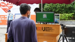 "ATM gạo" ứng dụng công nghệ nhận diện khuôn mặt giúp phát gạo trong 15 giây "ATM gạo" ứng dụng công nghệ nhận diện khuôn mặt giúp phát gạo trong 15 giây