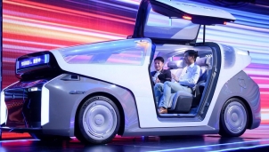 Baidu trình làng taxi tự lái, tiến tới vận hành thương mại quy mô lớn Baidu trình làng taxi tự lái, tiến tới vận hành thương mại quy mô lớn
