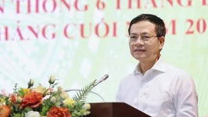 Bộ trưởng Nguyễn Mạnh Hùng phát biểu sơ kết 6 tháng ngành TT&TT