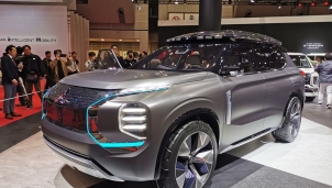 Chiêm ngưỡng Mitsubishi Engelberg Tourer Concept - SUV điện cho dân mê Off-Road Chiêm ngưỡng Mitsubishi Engelberg Tourer Concept - SUV điện cho dân mê Off-Road