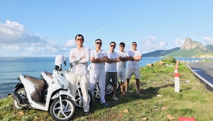 Côn đảo: Từ hồn thiêng sông núi đến khúc hát biển xanh Côn đảo: Từ hồn thiêng sông núi đến khúc hát biển xanh