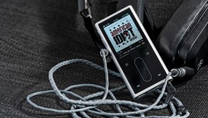 Các mẫu máy nghe nhạc MP3, MP4 giá bình dân tốt nhất năm 2021 Các mẫu máy nghe nhạc MP3, MP4 giá bình dân tốt nhất năm 2021