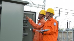 Điều chỉnh giá điện sẽ phải cân bằng giữa an sinh và chi phí sản xuất Điều chỉnh giá điện sẽ phải cân bằng giữa an sinh và chi phí sản xuất