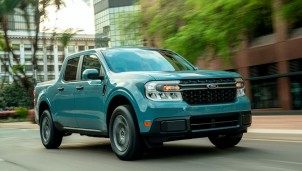 Ford Maverick 2022 đầu tiên đã có mặt tại các đại lý 'đối đầu' cùng Hyundai Santa Cruz Ford Maverick 2022 đầu tiên đã có mặt tại các đại lý 'đối đầu' cùng Hyundai Santa Cruz