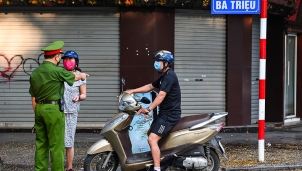 Hà Nội: Chi tiết 16 mức phạt vi phạm phòng, chống dịch Hà Nội: Chi tiết 16 mức phạt vi phạm phòng, chống dịch