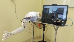 Học sinh Huế chế tạo thành công cánh tay robot sử dụng công nghệ AI Học sinh Huế chế tạo thành công cánh tay robot sử dụng công nghệ AI