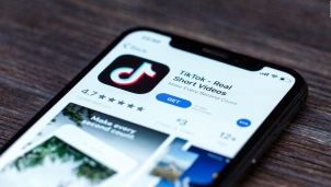 iOS 14 phát hiện TikTok "lén lút" thu thập dữ liệu người dùng iOS 14 phát hiện TikTok "lén lút" thu thập dữ liệu người dùng