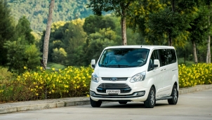Khách hàng tiềm năng nói gì về Ford Tourneo?
