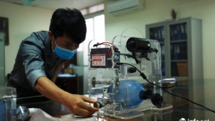 Khám phá máy trợ thở đầu tiên do người Việt Nam thiết kế và sản xuất Khám phá máy trợ thở đầu tiên do người Việt Nam thiết kế và sản xuất