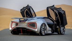 Lotus Evija 1.972 mã lực gây choáng váng Trung Đông trong hành trình vòng quanh thế giới Lotus Evija 1.972 mã lực gây choáng váng Trung Đông trong hành trình vòng quanh thế giới
