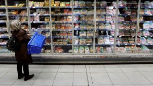 Người dân Pháp sẽ phải trả ít tiền hơn cho thực phẩm