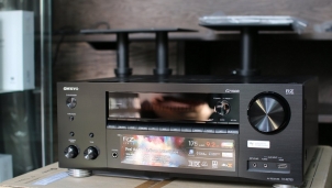 ONKYO TX-RZ730 - đảm bảo tối ưu về uy lực, tốc độ và độ trung thực.cho phòng phim tại gia ONKYO TX-RZ730 - đảm bảo tối ưu về uy lực, tốc độ và độ trung thực.cho phòng phim tại gia